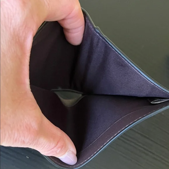 Coach wallet, never used - Picture 4 of 5